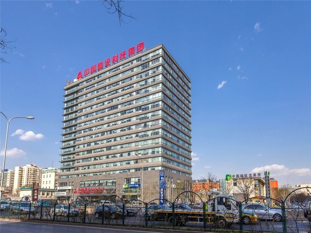 液体密炼机加料系统厂家直销